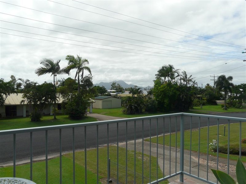 17 White Street, Cardwell QLD 4849