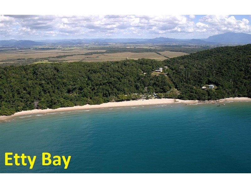 15 Tramline Road, Etty Bay QLD 4858