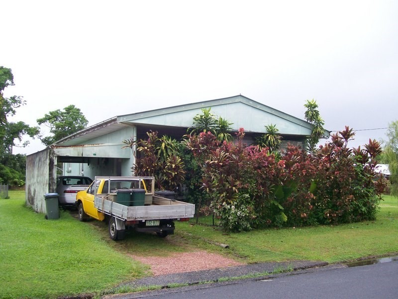 4 Sundown Road, Innisfail QLD 4860