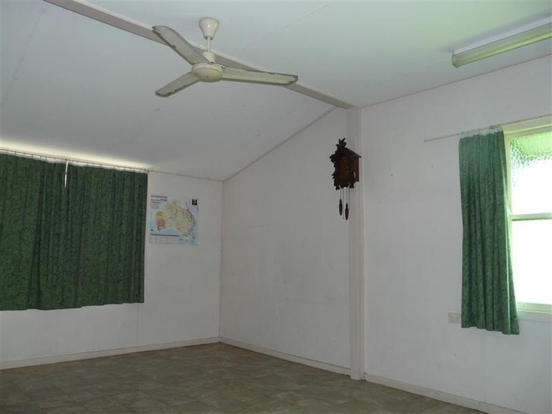 70 Fitzgerald Esplanade, Innisfail QLD 4860