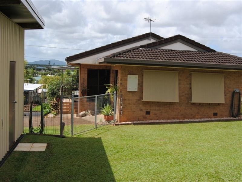 39 Bella Vista Avenue, Belvedere QLD 4860