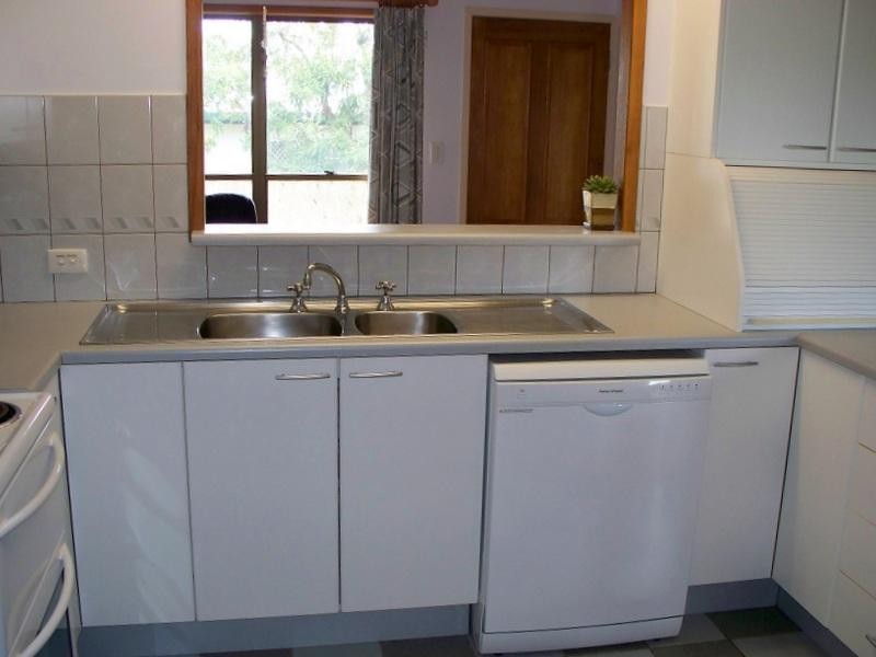 39 Bella Vista Avenue, Belvedere QLD 4860