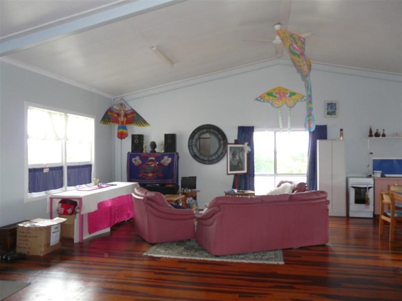 72 Mourilyan Road, East Innisfail QLD 4860