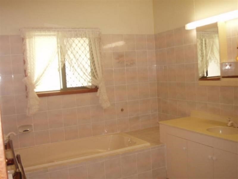 16 Mary Street, East Innisfail QLD 4860