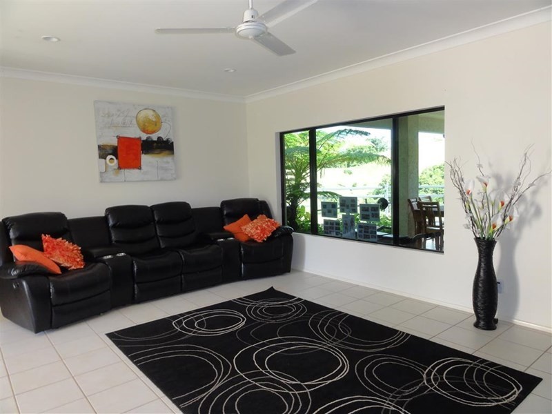 4555 Palmerston Highway, Millaa Millaa QLD 4886