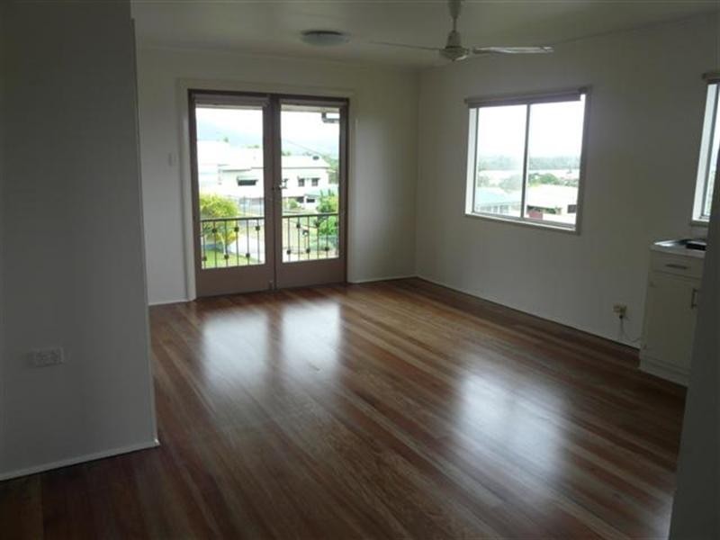 1/18 Benwell, East Innisfail QLD 4860