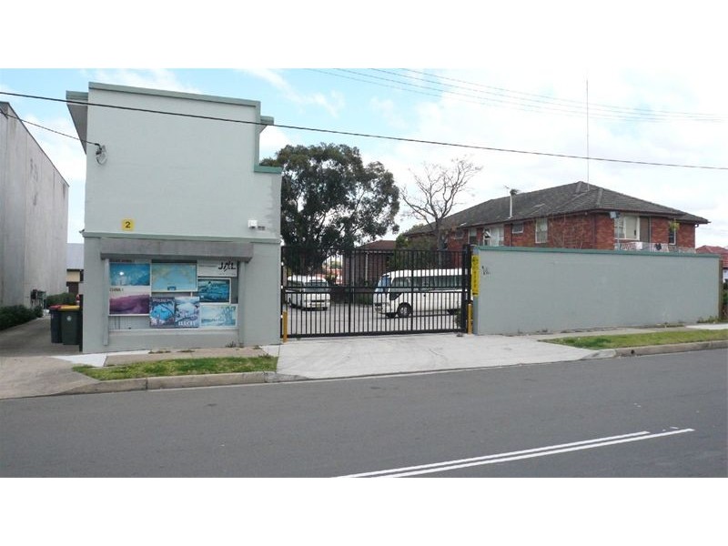2 Omnibus Road, Kingsgrove NSW 2208