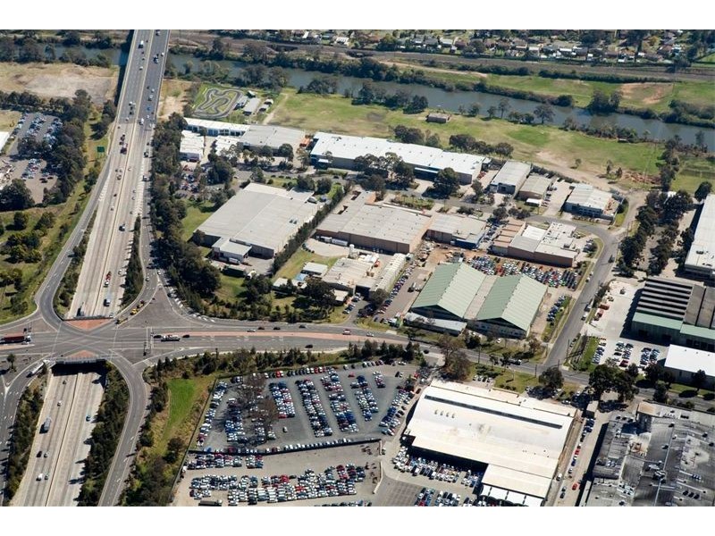 6 Helles Avenue, Moorebank NSW 2170