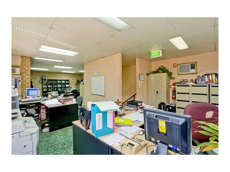 6 Helles Avenue, Moorebank NSW 2170