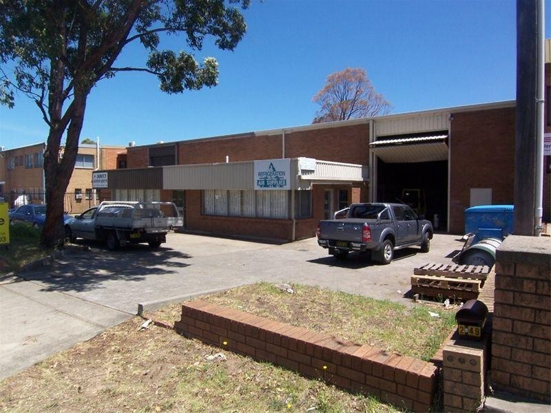 2/49 Garema Circuit, Kingsgrove NSW 2208