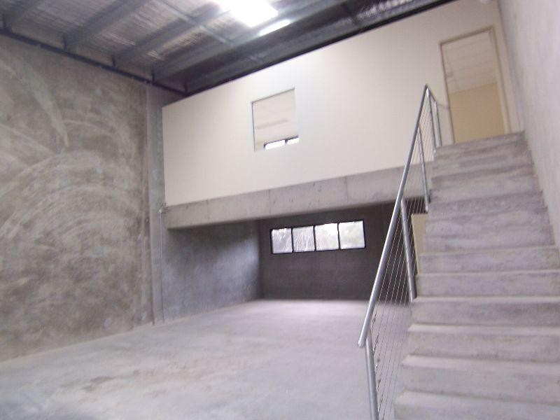 23/3 Kelso Crescent, Moorebank NSW 2170