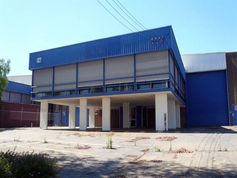 127 Lisbon Street, Fairfield NSW 2165