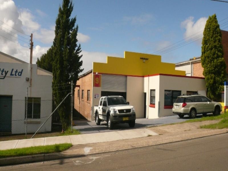 9a Lorraine Street, Peakhurst NSW 2210