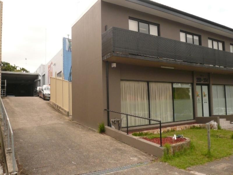 3/252 Lower West Street, Carlton NSW 2218