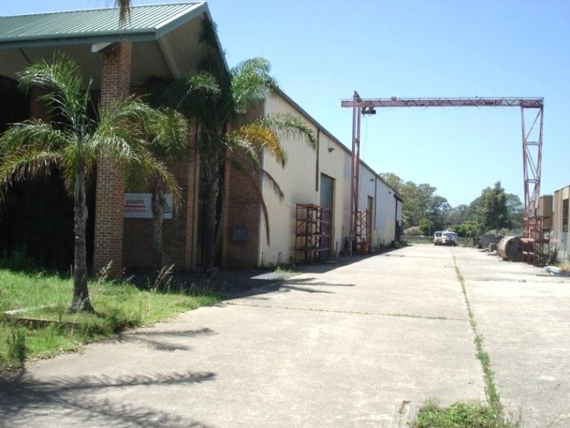 10 Kerr Road, Ingleburn NSW 2565