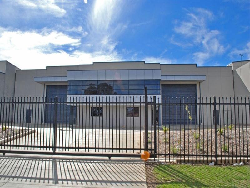 1/6 Montore Road, Minto NSW 2566