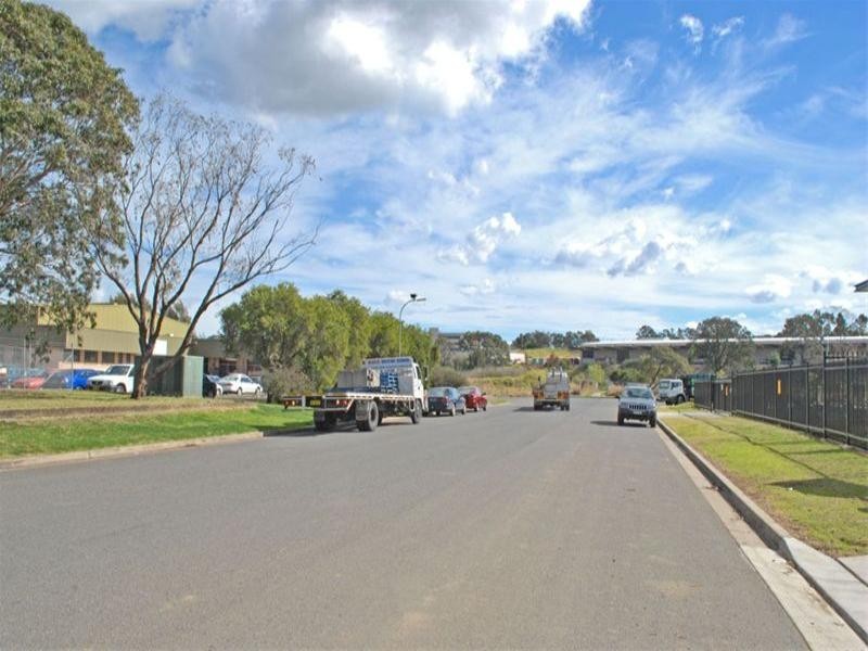 1/6 Montore Road, Minto NSW 2566