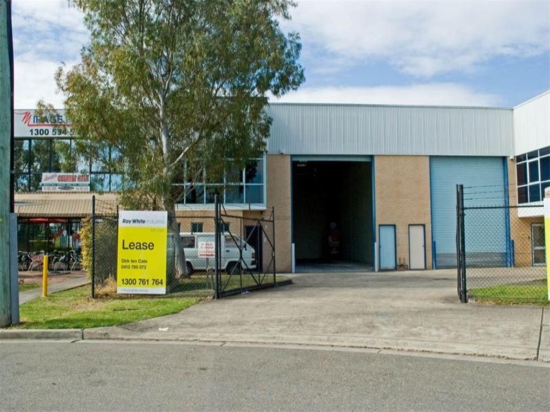 1/15 Deadman Road, Moorebank NSW 2170