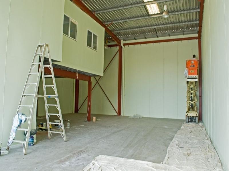 1/15 Deadman Road, Moorebank NSW 2170