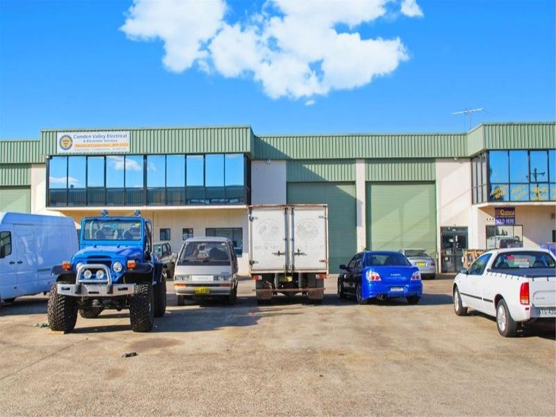 13/8 – 10 Deadman Road, Moorebank NSW 2170