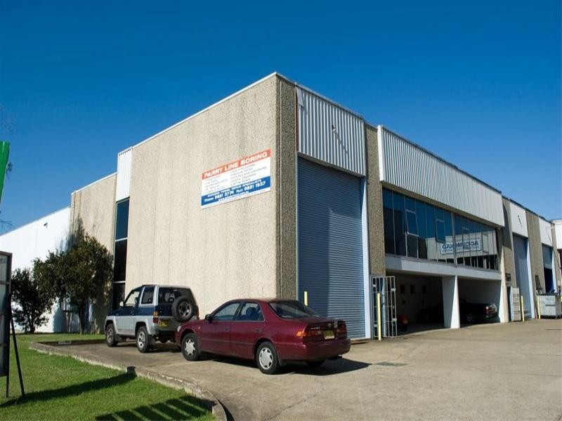 1/5 Kaleski Street, Moorebank NSW 2170