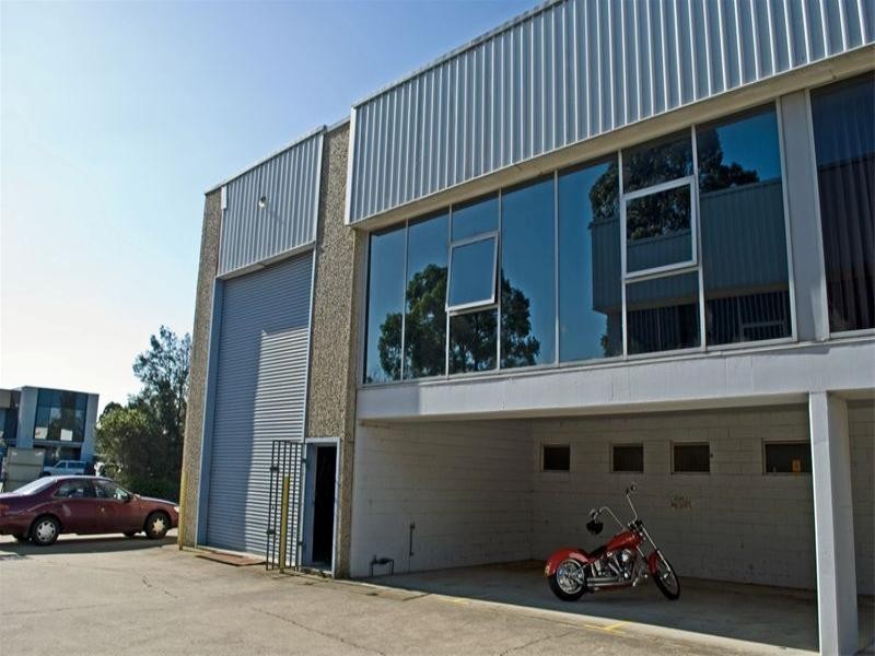 1/5 Kaleski Street, Moorebank NSW 2170