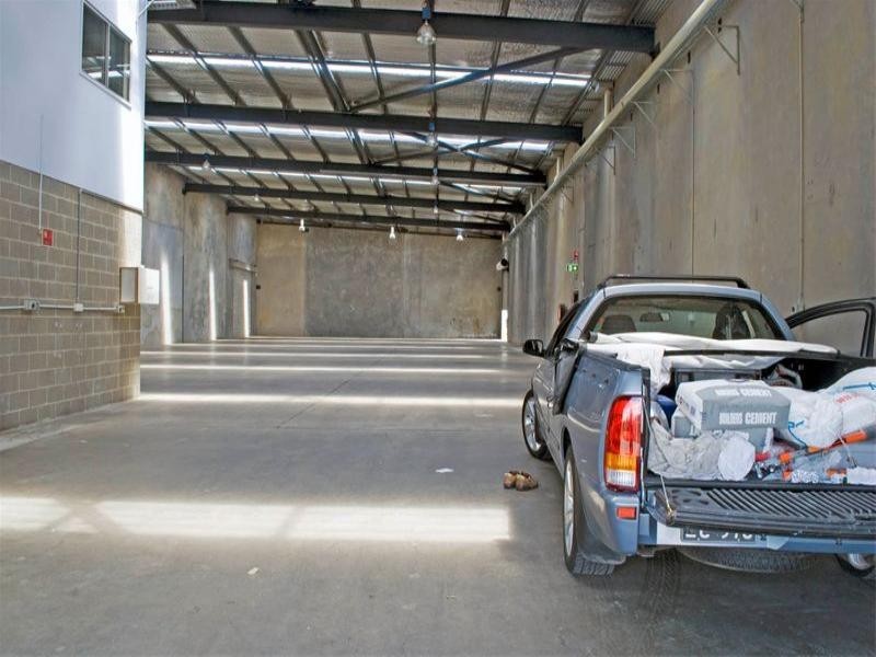 6 Church Road, Moorebank NSW 2170