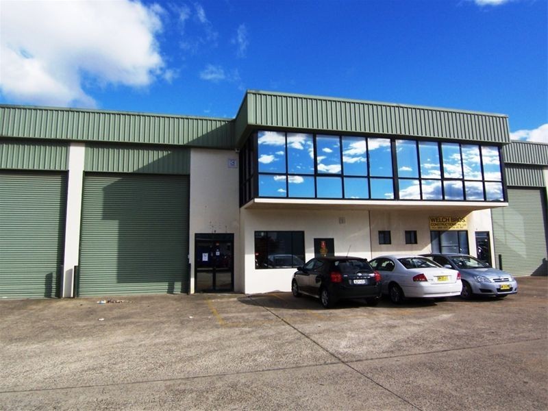 2/8-10 Deadman Road, Moorebank NSW 2170