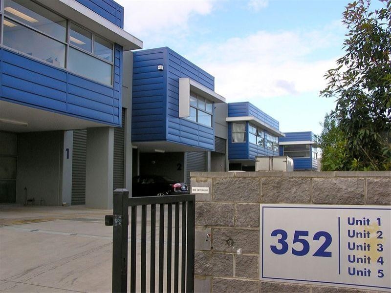 3,4/352 Chisholm, Regents Park NSW 2143