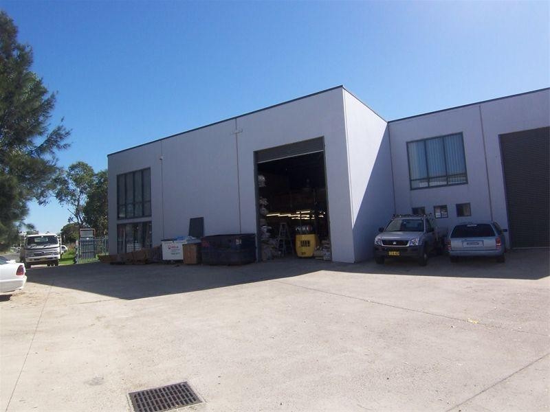 1/9 Ladbroke Street, Milperra NSW 2214