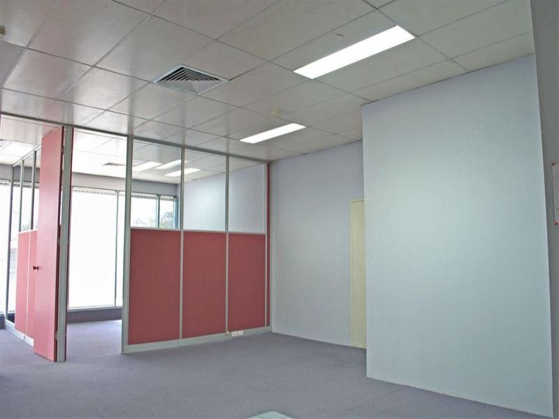 6 Church Road, Moorebank NSW 2170