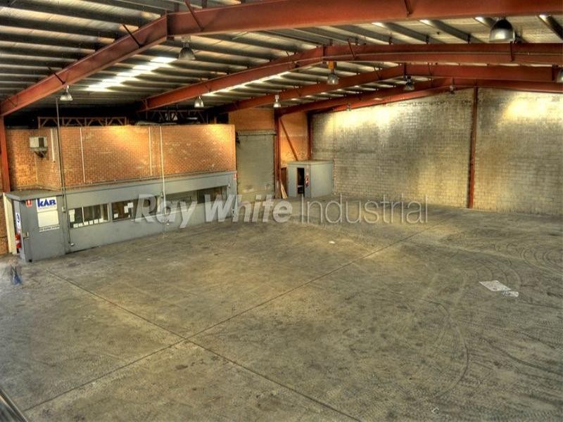 4 Powdrill Road, Prestons NSW 2170