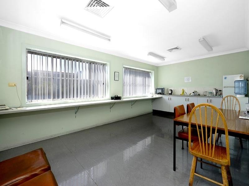 8/12-14 Riverside Drive, Chipping Norton NSW 2170
