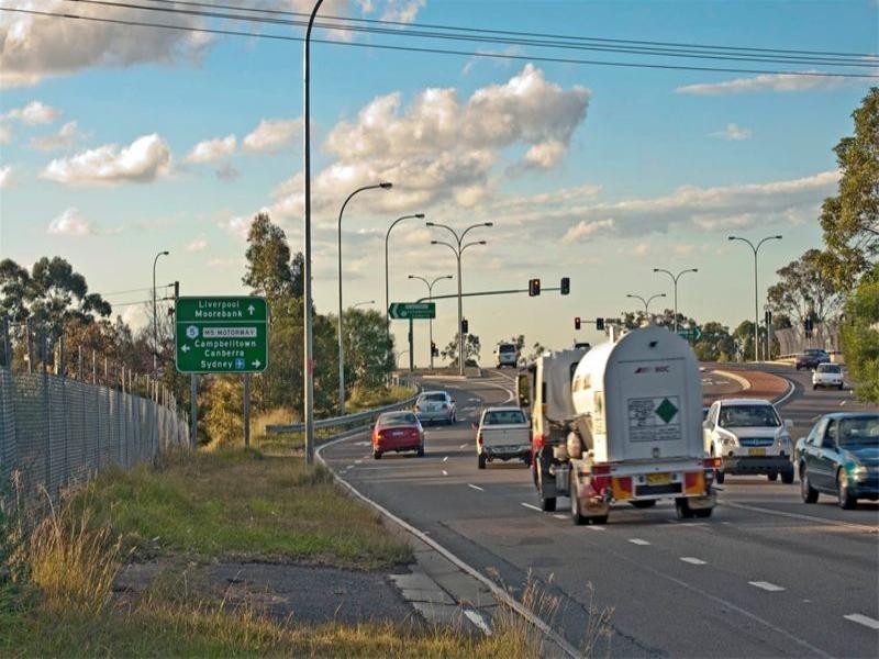 8&9/3 Kaleski Street, Moorebank NSW 2170