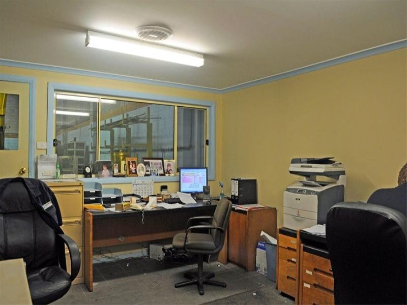 4/10 Saggartfield Road, Minto NSW 2566