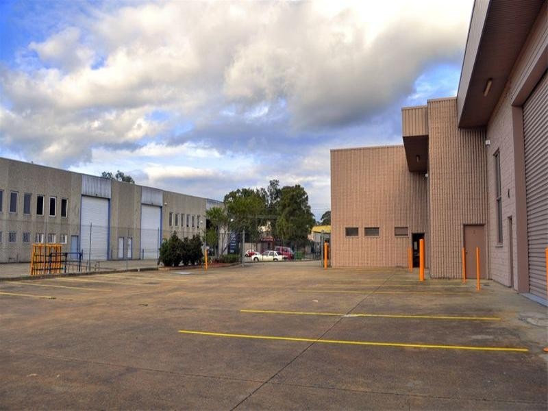 14 York Road, Ingleburn NSW 2565