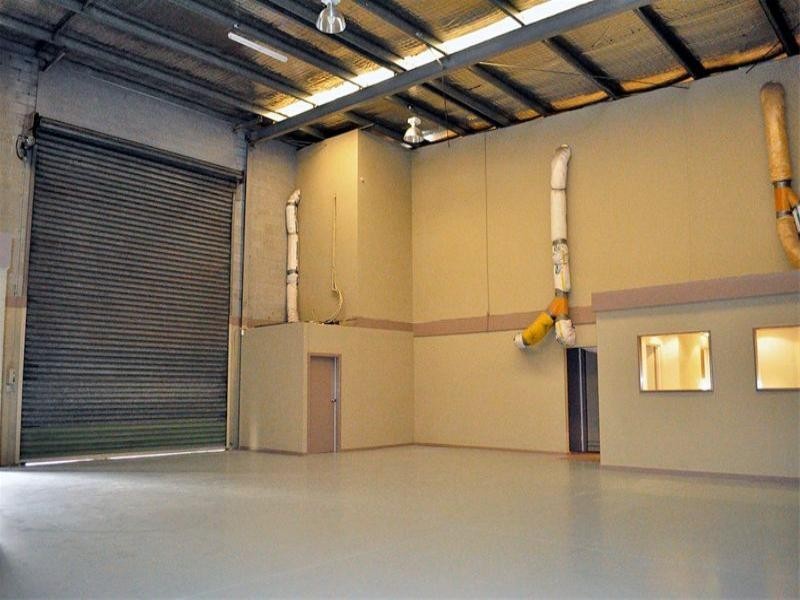 14 York Road, Ingleburn NSW 2565