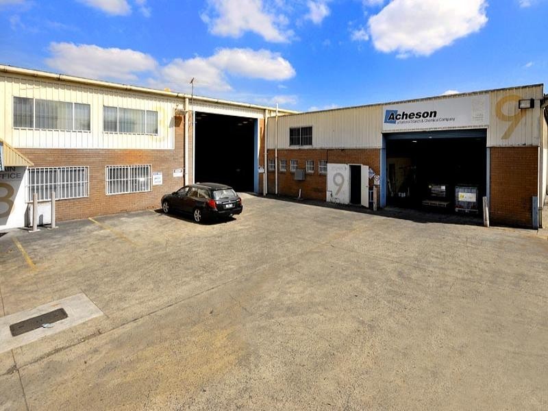 8&9/12-14 Riverside Drive, Chipping Norton NSW 2170