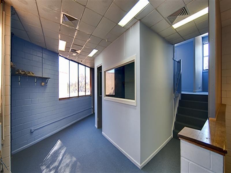 8 & 9/31 Garema Circuit, Kingsgrove NSW 2208