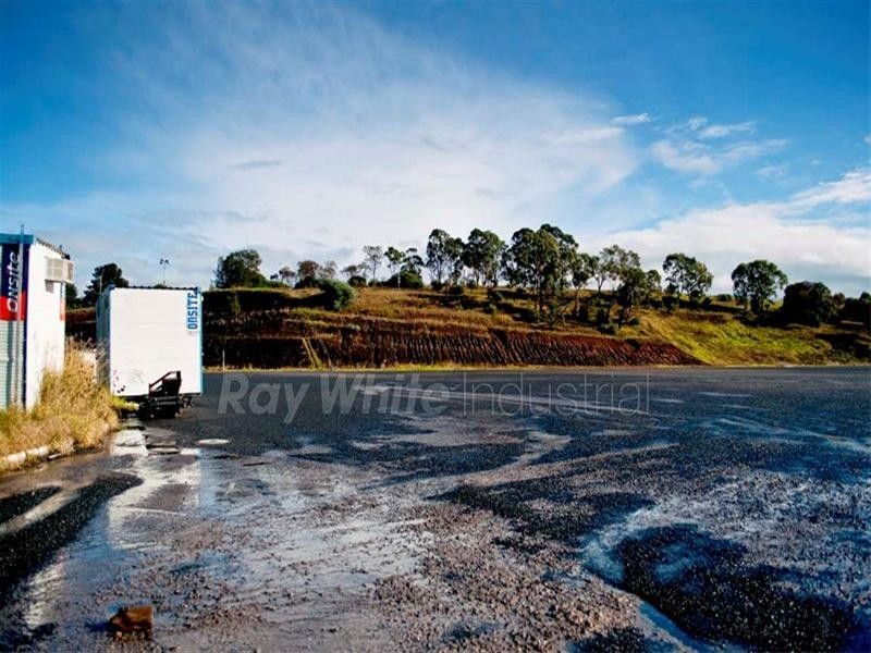 19 Swaffham Road, Minto NSW 2566