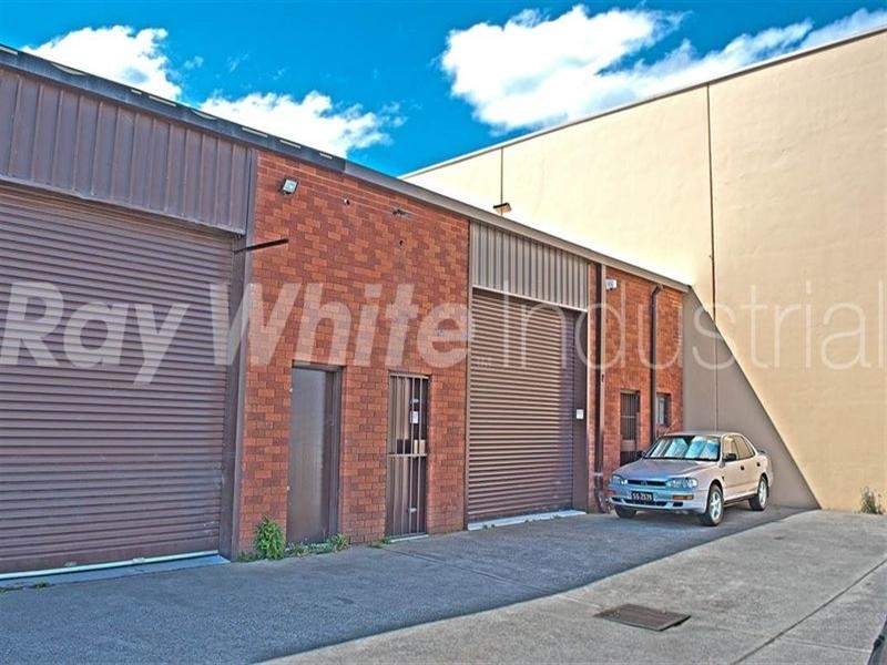 4/40 Heathcote Road, Moorebank NSW 2170