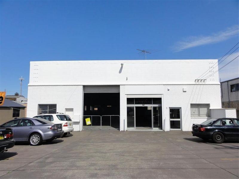 1/11 Stanley, Peakhurst NSW 2210