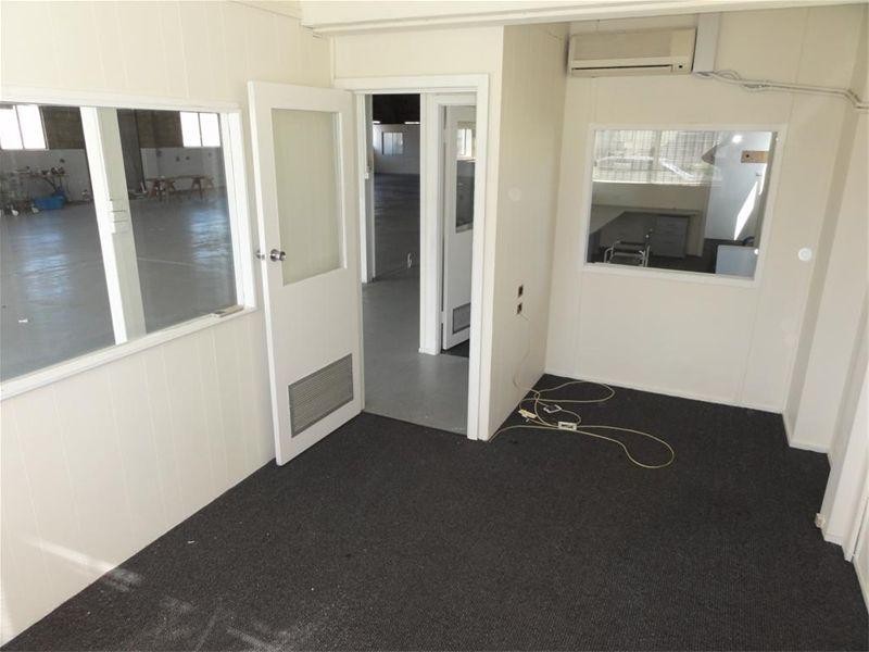 1/11 Stanley, Peakhurst NSW 2210