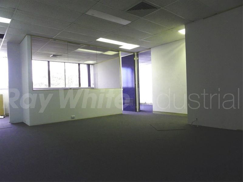 1/46 Garema Circuit, Kingsgrove NSW 2208