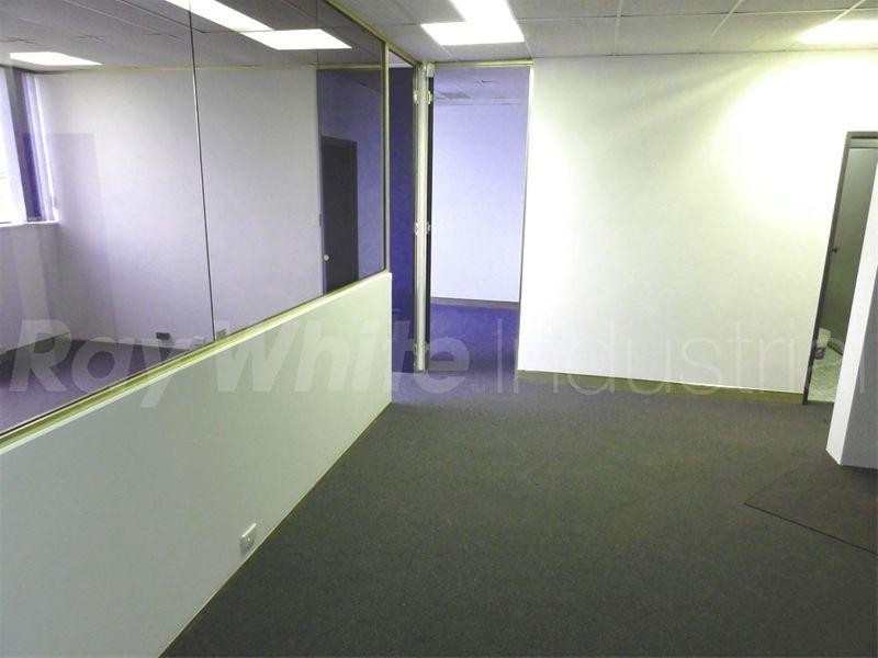 1/46 Garema Circuit, Kingsgrove NSW 2208