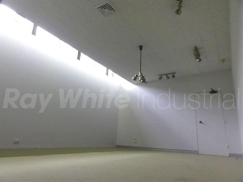 1/46 Garema Circuit, Kingsgrove NSW 2208