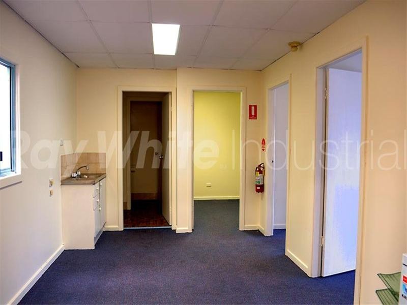 4/15 Deadman Road, Moorebank NSW 2170