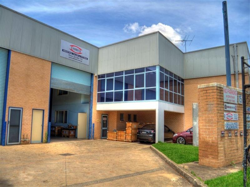 2/15 Deadman Road, Moorebank NSW 2170