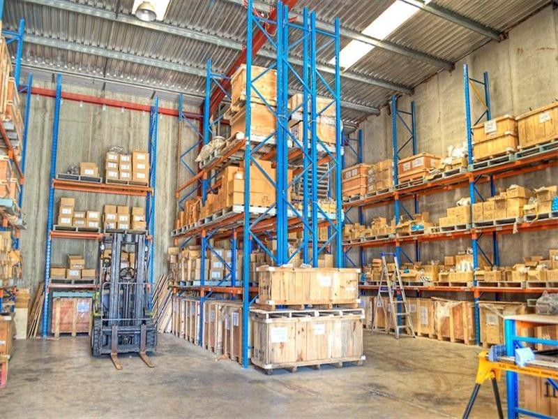 2/15 Deadman Road, Moorebank NSW 2170