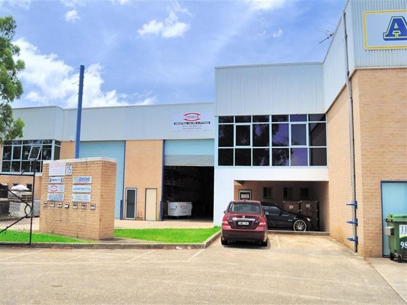 2&4/15 Deadman Road, Moorebank NSW 2170